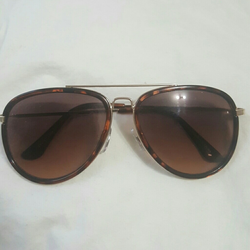 Nwot shades